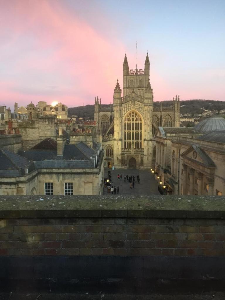 Апартаменты Bath Abbey Views - Stylish & Central Экстерьер фото