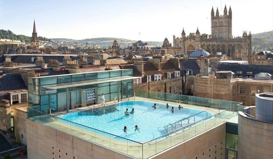 Апартаменты Bath Abbey Views - Stylish & Central Экстерьер фото